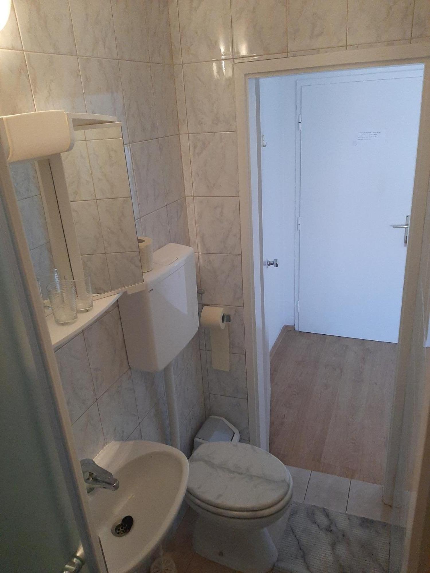 Apartments And Rooms With Parking Space Mali Lošinj Zimmer foto