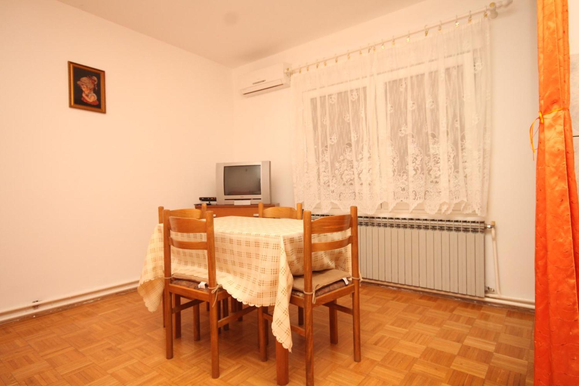Apartments And Rooms With Parking Space Mali Lošinj Zimmer foto